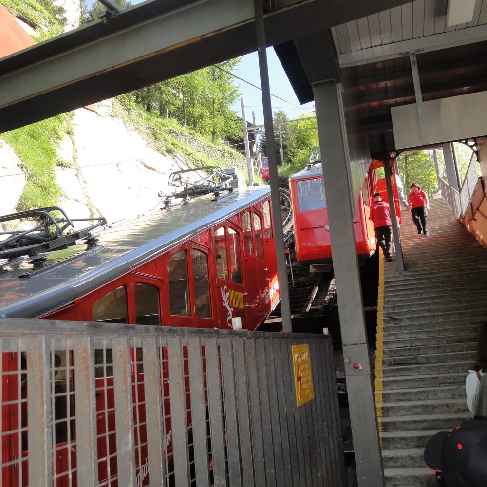 Pilatus Bahnen - Train Stations Near Me - Kriens, LU Pilatus Bahnen - Train Stations Near Me - Kriens, LU