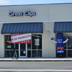 Great Clips - Planters Station
