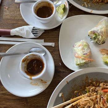 Lucky Thai - Garden Rolls with tofu - Thai Near Me - Murfreesboro, Tennessee