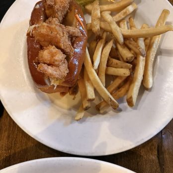 Mama's on the Half Shell - Bars Near Me - Baltimore, Maryland