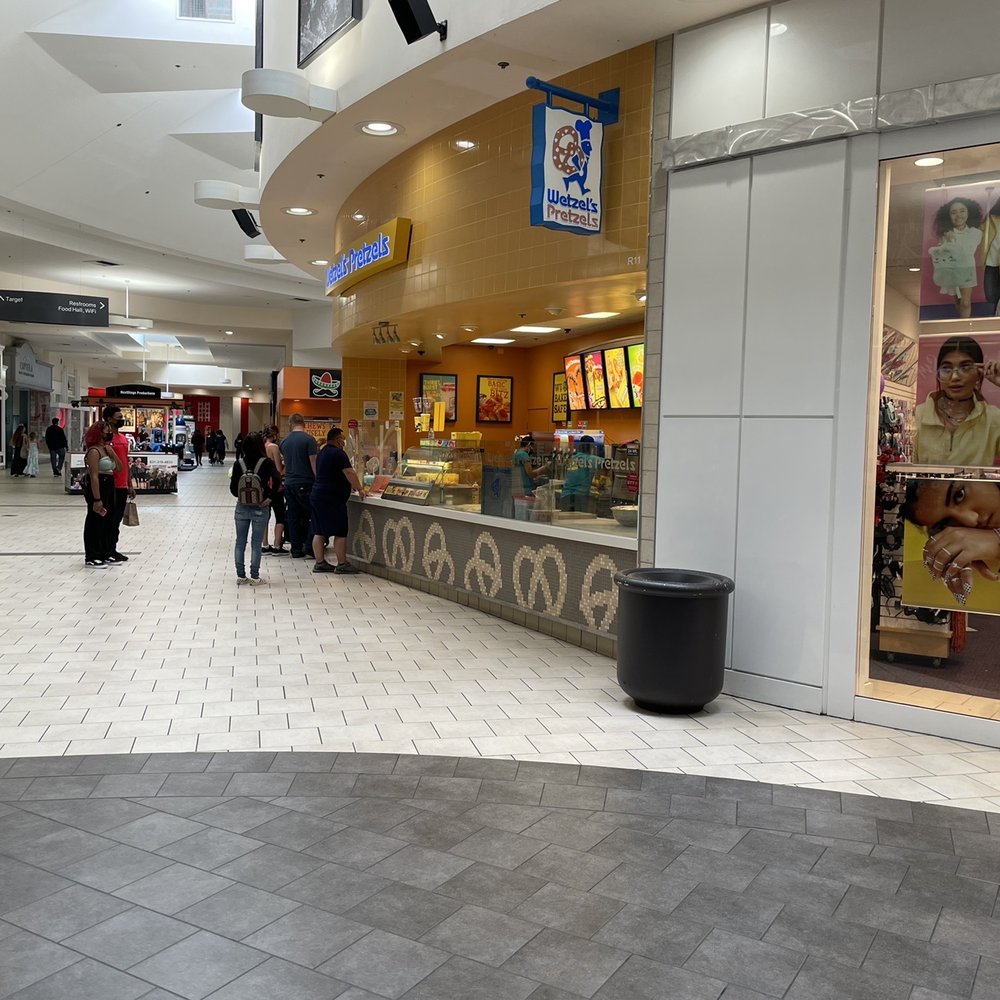 Capitola Mall - Inside - Shopping Centers Near Me - Capitola, California