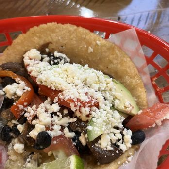 Tacos 120 - Veggie taco - Mexican Near Me - Chicago, Illinois