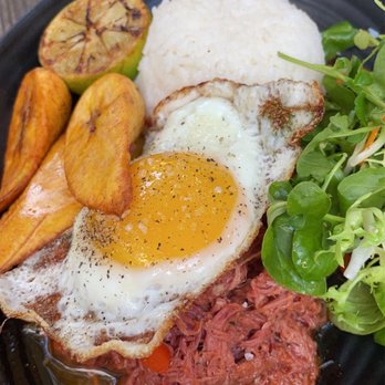 Doce Provisions - Abuelas Ropa Vieja - New American Near Me - Miami, Florida