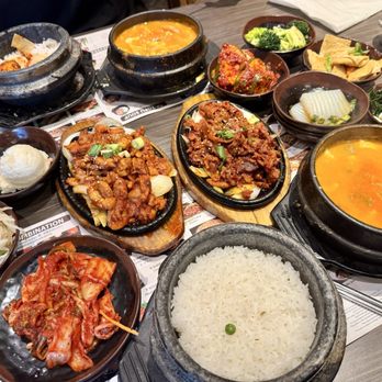 A Ri Rang Tofu House - C5. Spicy Grilled Chicken and Tofu Soup C3. Spicy Pork and Tofu Soup - Korean Near Me - San Gabriel, California