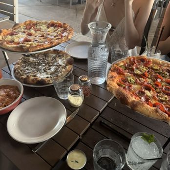 Annesso Pizzeria - Italian Near Me - Fresno, California Annesso Pizzeria - Italian Near Me - Fresno, California
