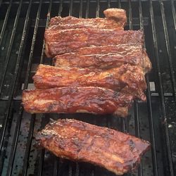 The Meat Geeks - Holy moly. These ribs are boooooooooooomb
