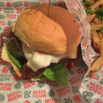 Moo & Brew - Beer Bar Near Me - Charlotte, North Carolina
