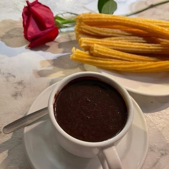 Chocolatería San Ginés - Chocolatiers & Shops Near Me - Madrid, M
