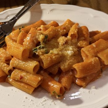Ospi Costa Mesa - Spicy Rigatoni - Pizza Near Me - Costa Mesa, California Ospi Costa Mesa - Spicy Rigatoni - Pizza Near Me - Costa Mesa, California