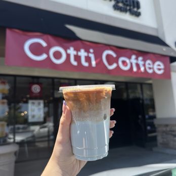 Cotti Coffee - Pampas Crema Jasmine Latte - Coffee & Tea Near Me - Tustin, California