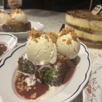 Lunch Lady - Three layer dessert - Vietnamese Near Me - Toronto, Ontario