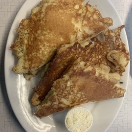 2 slices of French toast 2 slices of French toast