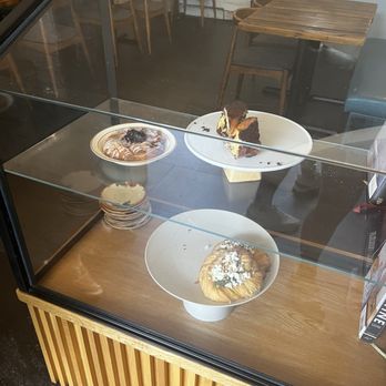 Senza - Pastries - Wine Bars Near Me - Pittsburgh, Pennsylvania