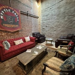 Sweet Treat Depot - Sitting Area
