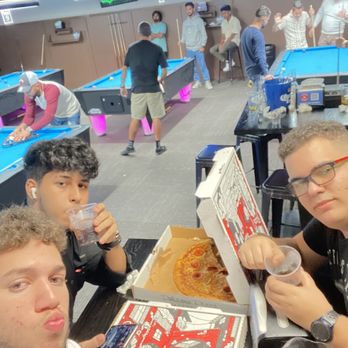 Bird Bowl - Cheese Pizza - Bowling Near Me - Miami, Florida Bird Bowl - Cheese Pizza - Bowling Near Me - Miami, Florida