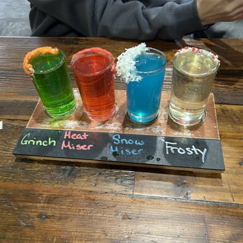 9er's Diner & Pub - Holiday mimosa flight - Breakfast & Brunch Near Me - Brunswick, Ohio