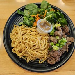 Vegetarian Garlic Noodle