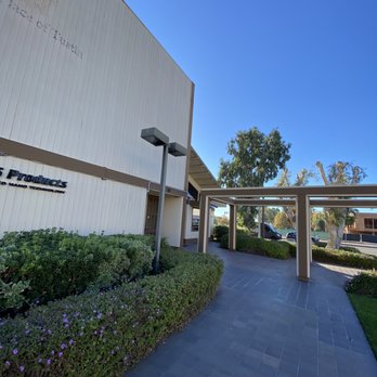 Victoria Nguyen, DDS - Walkway - General Dentistry Near Me - Tustin, California Victoria Nguyen, DDS - Walkway - General Dentistry Near Me - Tustin, California