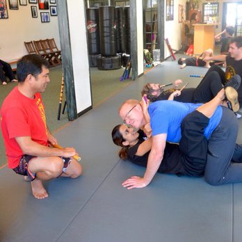 Get Home Safe: Practical Self Defense Concepts - Seminar at Emery Martial Arts in LA - Self-defense Classes Near Me - Honolulu, Hawaii