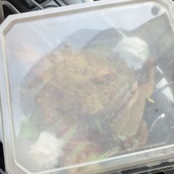 La Nueva Michoacana - Hot crepes are giving in a plastic container with no parchment paper