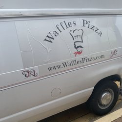 Waffles Pizza
