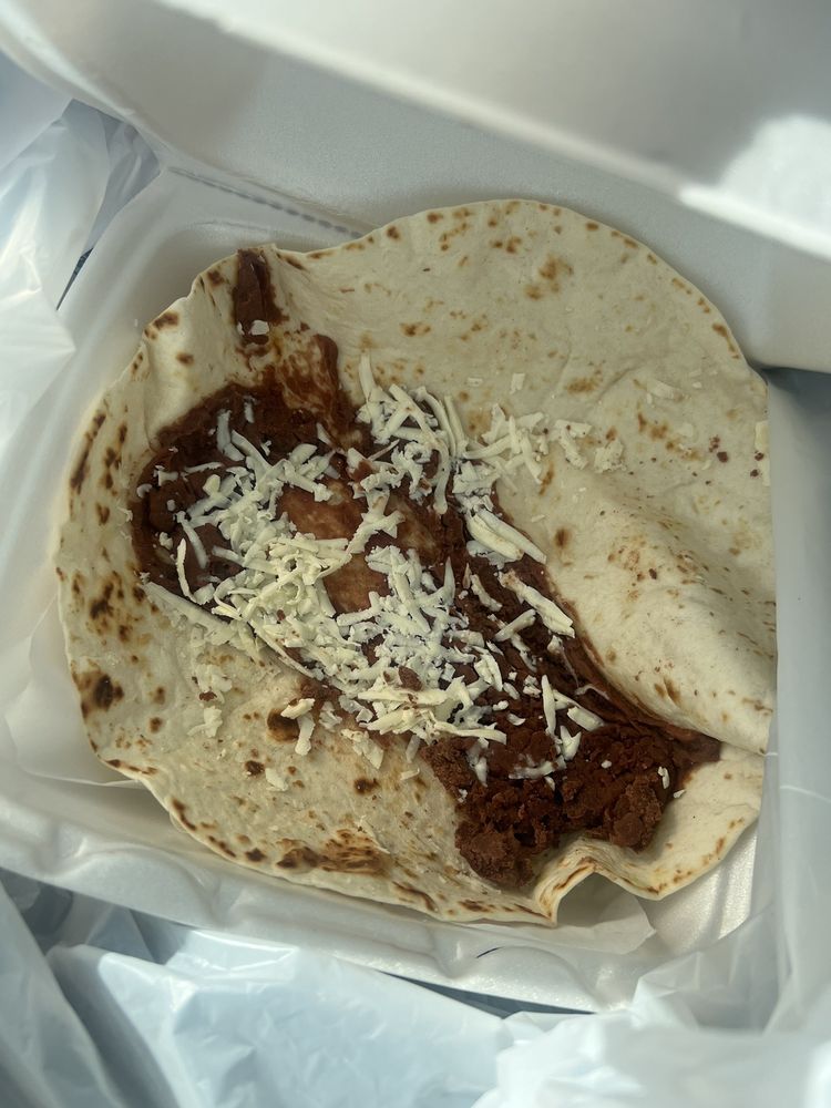 TIENDA Y RESTAURANT LILI’S Updated November 2024 24 Photos & 23