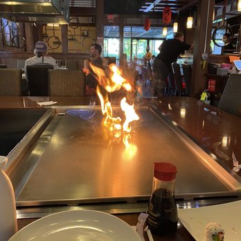 Yuimaru Kitchen - Always a great fire show - Teppanyaki Near Me - Johnson City, Tennessee