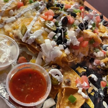 Motor Cafe - Nachos - Sports Bars Near Me - New Baltimore, Michigan
