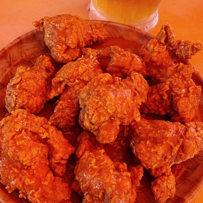 Hooters by null