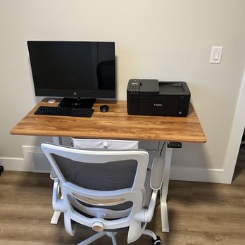 Tv mounting Service - Desk and chair - Handyman Near Me