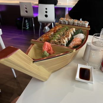 Fat Salmon - Sushi Boat - Japanese Near Me - Philadelphia, Pennsylvania Fat Salmon - Sushi Boat - Japanese Near Me - Philadelphia, Pennsylvania
