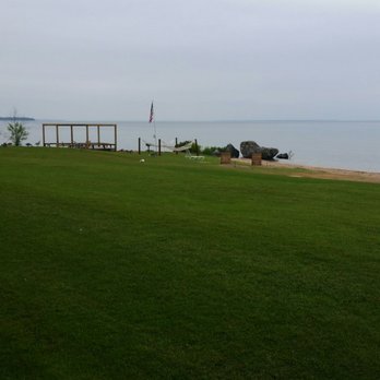 AmericInn by Wyndham Lakefront - Hotels Near Me - St. Ignace, Michigan AmericInn by Wyndham Lakefront - Hotels Near Me - St. Ignace, Michigan