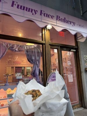 Funny Face Bakery by null