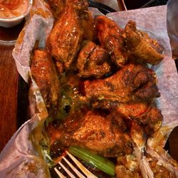 Showtown Bar & Grill - 12 wings, extra spicy or extra hot