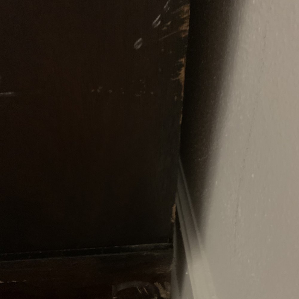armoire damage armoire damage