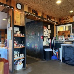 Jenn’s Smokin Hot & Frosty Lounge - Dessert and ice cream menu