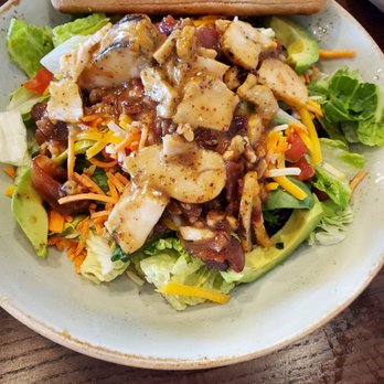 First Watch - Honey pecan salad - Breakfast & Brunch Near Me - Oak Brook, Illinois
