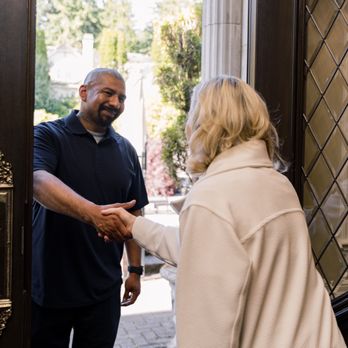 Air Pro Solutions - Meeting Client for annual HVAC Maintenance. - Heating & Air Conditioning/HVAC Near Me - Auburn, Washington Air Pro Solutions - Meeting Client for annual HVAC Maintenance. - Heating & Air Conditioning/HVAC Near Me - Auburn, Washington
