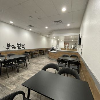 Neko Cafe - Seating Area - Bubble Tea Near Me - Riverside, California