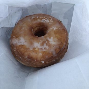 Mama's Donuts - I didn't expect to find a cronut here. But it's up there with one of the best I've ever had. - Donuts Near Me - Van Nuys, California Mama's Donuts - I didn't expect to find a cronut here. But it's up there with one of the best I've ever had. - Donuts Near Me - Van Nuys, California