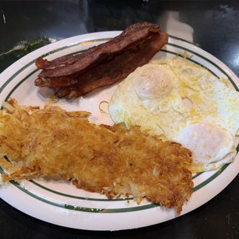 Johnny's Diner - (8) Two Eggs, Hash Browns, Toast - Diners Near Me - Orlando, Florida