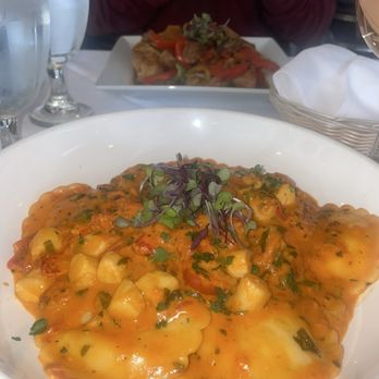 Rosso Vino - Italian Near Me - Branford, Connecticut