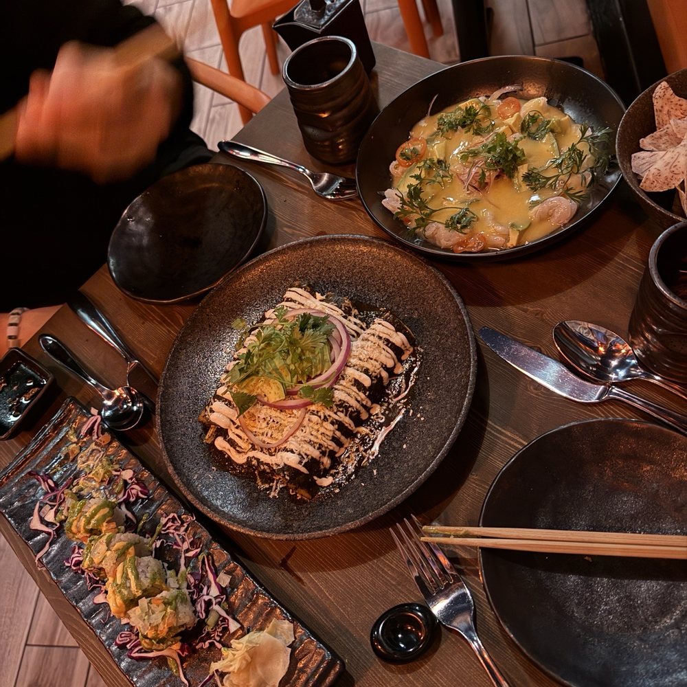 Chinaloa - Asian Fusion Near Me - Brooklyn, New York Chinaloa - Asian Fusion Near Me - Brooklyn, New York