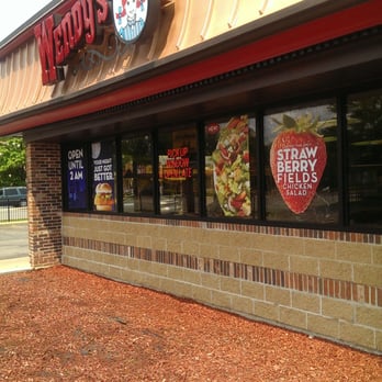 Wendy's - Burgers Near Me - Chicago, Illinois Wendy's - Burgers Near Me - Chicago, Illinois