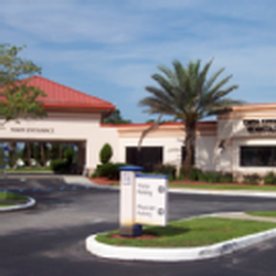 Twin Cities Hospital - Hospital Main Entrance