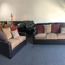 Los Vega Furniture - The rossana 2! Fully customizable.