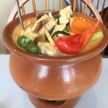 Thai Thani - Red chicken curry - Thai Near Me - Norwood, Massachusetts Thai Thani - Red chicken curry - Thai Near Me - Norwood, Massachusetts