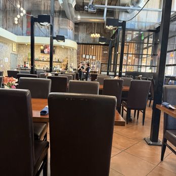 Edo Higan - Interior looking toward front door - Sushi Bars Near Me - Lone Tree, Colorado