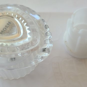 1st Call Plumbing & AC - MOEN Chateau Posi-Temp Shower Knob Handle Top View - Plumbing Near Me - San Antonio, Texas 1st Call Plumbing & AC - MOEN Chateau Posi-Temp Shower Knob Handle Top View - Plumbing Near Me - San Antonio, Texas