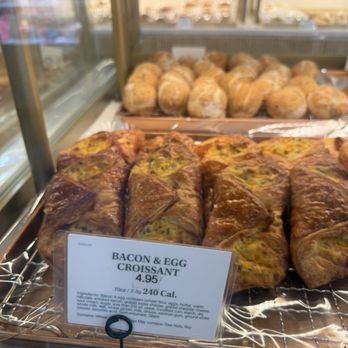 Tous les Jours - Bacon and egg croissant. It's okay. - Bakeries Near Me - Honolulu, Hawaii Tous les Jours - Bacon and egg croissant. It's okay. - Bakeries Near Me - Honolulu, Hawaii
